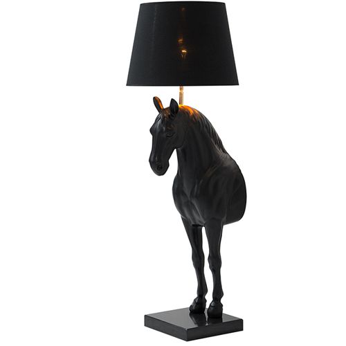 stojanova vysoka lampa cierna Horse
